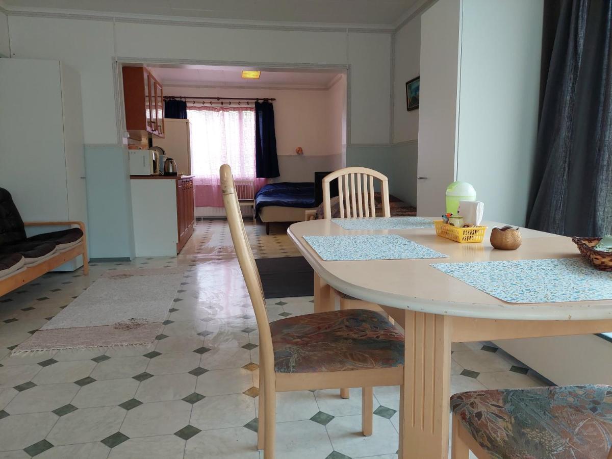 Lana Guest House Simpele Esterno foto